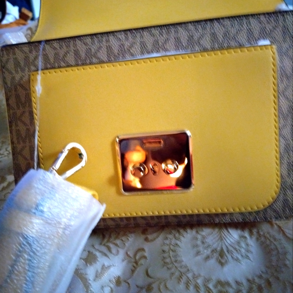 Michael Kors yellow color crossbody Brand new